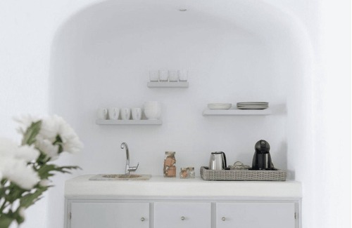 Pyrgos Villa | Endearing Santorini Villa | Villa Andromeda | 1 Bedroom