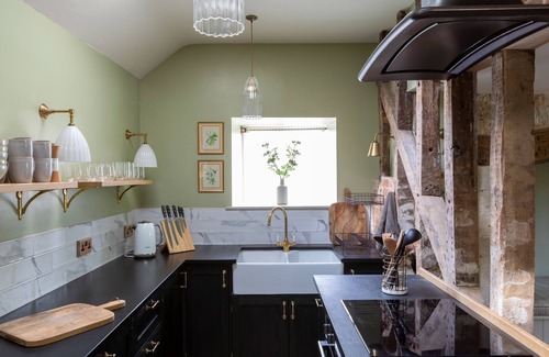 Teffont Evias Cottage | ENDERLEY, pet friendly, character holiday cottage in Salisbury