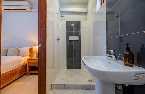 Nyali Apartment | ENGLISH POINT HOMESTAYs