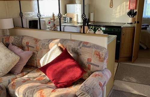 Ryde House | Enjoy a break in our cosy chalet style static van with ferry discounts