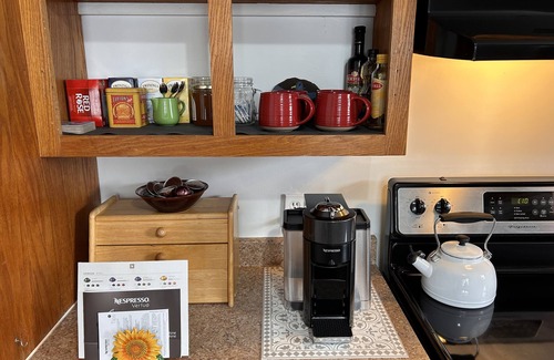 Sackville House | Enjoy a cozy stay at Sunflower House, a three-bedroom home in Sackville, N.B.