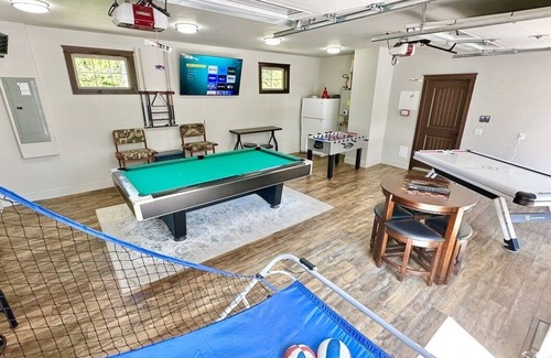 Cle Elum House | Enjoy a Free Luxury Upgrade+Spa+Game Room & Pet Friendly/3Mins Lodge