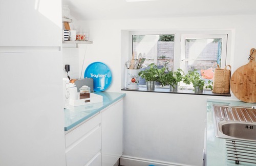 Bembridge Cottage | Enjoy a holiday in the centre of seaside Bembridge in our award winning cottage