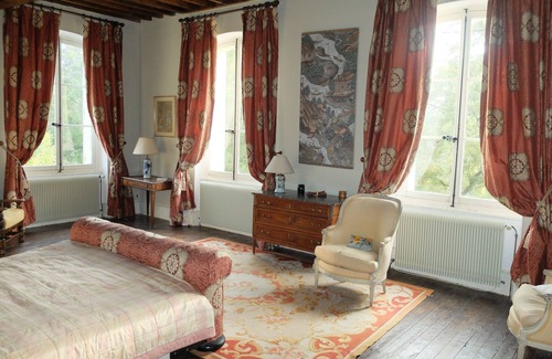 Brinon-sur-Sauldre Other | Enjoy a Louis XIII château with heated pool in Loire Valley at 1h30 from Paris.