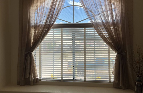 Fort Mohave House | Enjoy an oasis's over looking the golf course