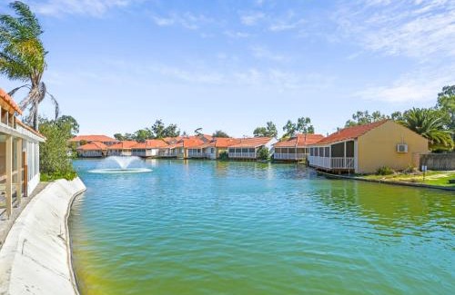 South Yunderup House | Enjoy Between Lake and River