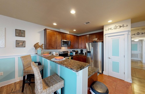 Red Fish Cove Condo | Enjoy our spacious West End Condo at the Point West resort