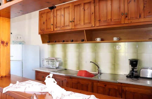 Istron Apartment | Enjoy privacy and calm very close to the beach - holiday home Istron, Crete