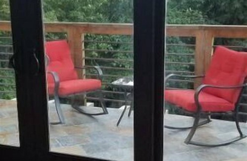 Gold Beach House | Enjoy summer at the beach!