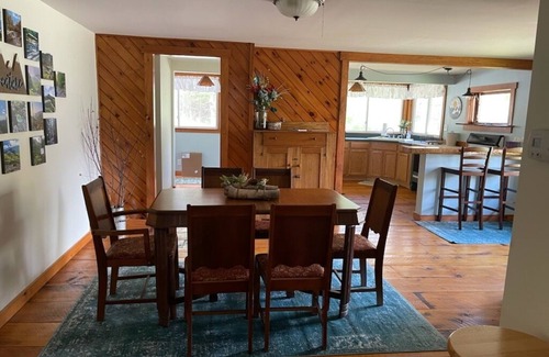 Wilmington House | Enjoy the magic of the Adirondacks that awaits you at the Iron Peaks Lodge.