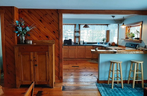 Wilmington House | Enjoy the magic of the Adirondacks that awaits you at the Iron Peaks Lodge.