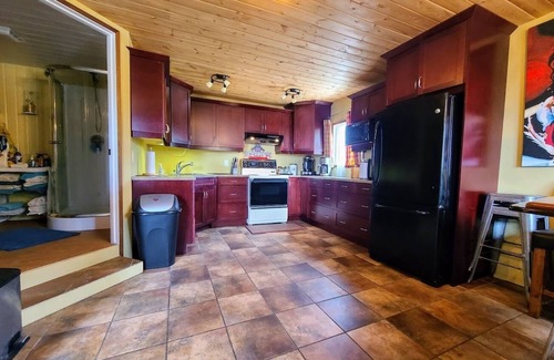Manitoba Cabin | Enjoy the Winter Wonderland on Private Waterfront property