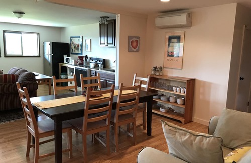 Vashon Island House | Enjoy up close views of Quartermaster Harbor near to all Vashon has to offer