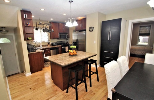 Squirrel Hill South House | Enjoy Urban Living at our Steel City Getaway w/Seasonal Hot Tub!