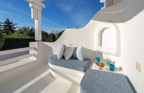 Karystos Apartment | Enjoy your stay at Karystos Villas with a wonderfull view over the sea!