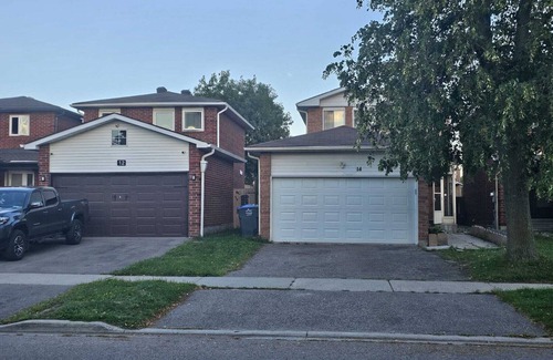 Brampton West Apartment | Enjoy your stay in this peaceful & cozy place.