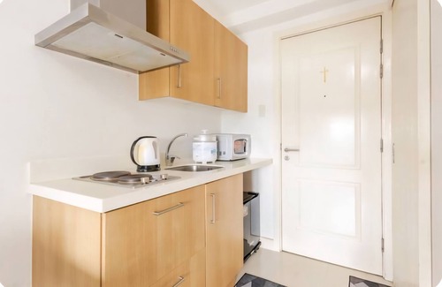 Matandang Balara Condo | Enjoyable condo with AC in vibrant Quezon City