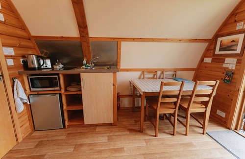 Camelford Cabin | Ensuite Cabin With A View With A Hot Tub