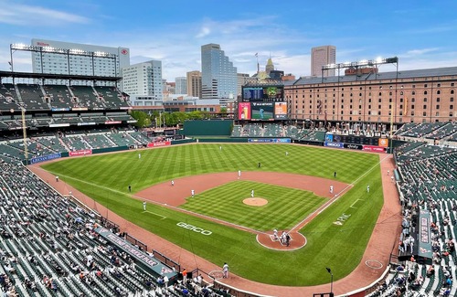 Downtown Baltimore Resort | Ensuring a Very Comfortable & Memorable Stay! Near Camden Yards, Pet-Friendly