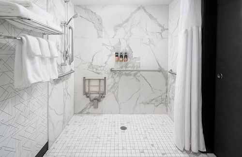 Riverside Hotel | Ensuring a Very Comfortable & Memorable Stay! Near Bing Crosby Theater