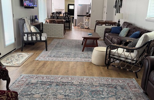 Long Beach House | Entertainment & Location- Something for Everyone!