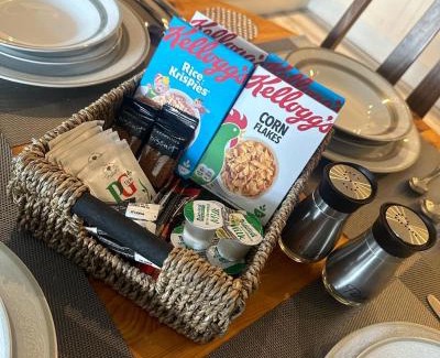 Oldbury Apartment | Entire 2 bedroom house.