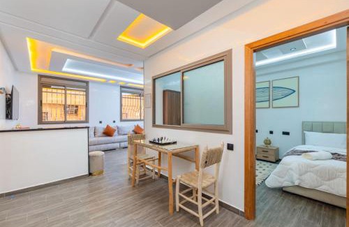 Anza Apartment | Entire Apt with Rooftop, Walk to Beach