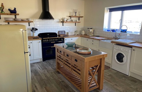 Holyhead Apartment | Entire Cosy Home From Home Country Retreat