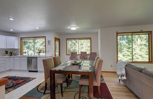 Des Moines House | Entire cozy 5bd home in Des Moines WA near the Redondo beach and Saltwater park!