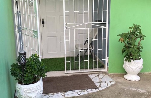 New Kingston Apartment | Entire Cozy, Clean, and Quiet Ambiance rental unit in Kingston, Jamaican