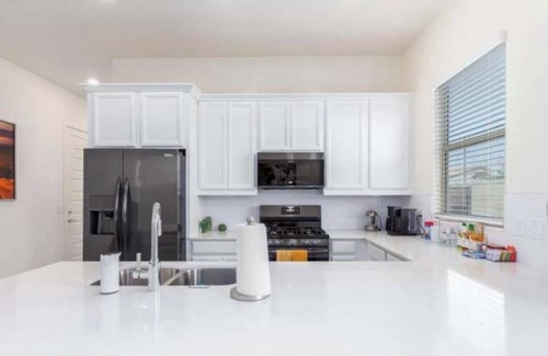 Surprise House | Entire cozy guesthouse casita