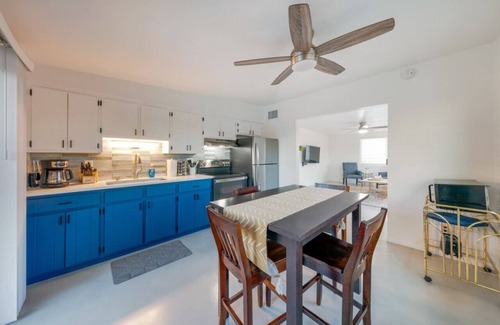 Tucson Apartment | Entire Duplex/Central/4 BR 2 BA/Cozy/Fenced