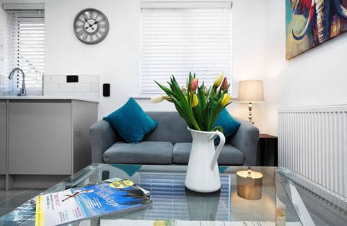 Sudbury Apartment | Entire Flat in Sudbury - Lucas