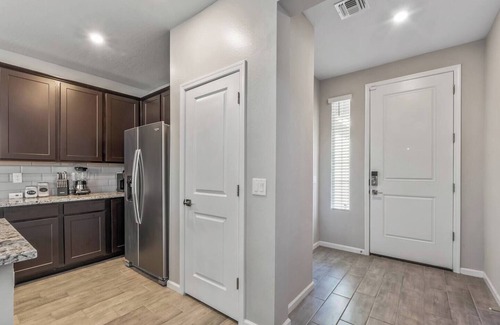 Surprise House | Entire Home 3 Beds & 2 Bath in Surprise Arizona