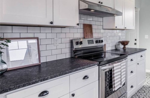 Northwest Everett House | Entire home 3B/3B 2356 sq.ft