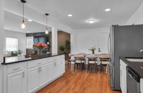 Alexandria West House | Entire home in Alexandria, Virginia