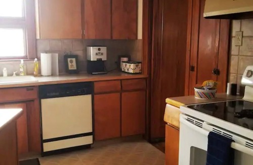 Rochester House | Entire home in quaint neighborhood -walk to restaurants and close to everything!