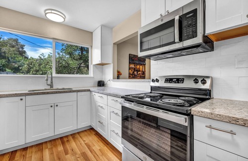 Carson City House | Entire House - Charming 3-Bedroom House - Quite Neighborhood