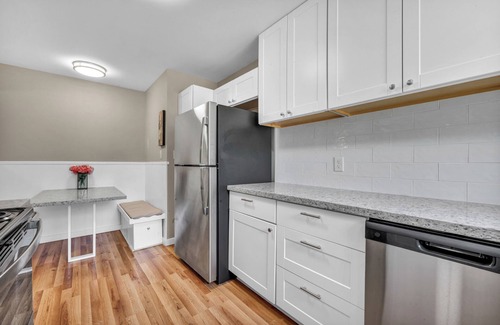 Carson City House | Entire House - Charming 3-Bedroom House - Quite Neighborhood