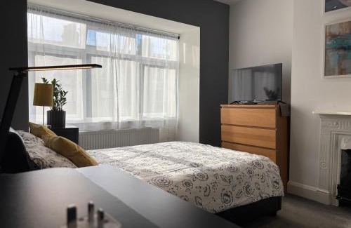 Lavender Fields House | Entire house floor perfect for couples & freelancers - available for single too