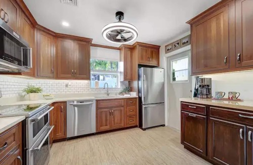 Cocoa Isles House | Entire House in Beautiful Cocoa Beach Area!