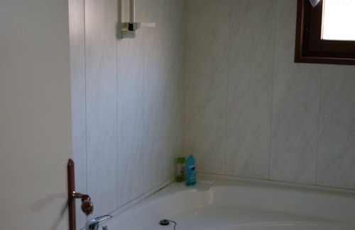 Bethune House | Entire house near the train station and downtown