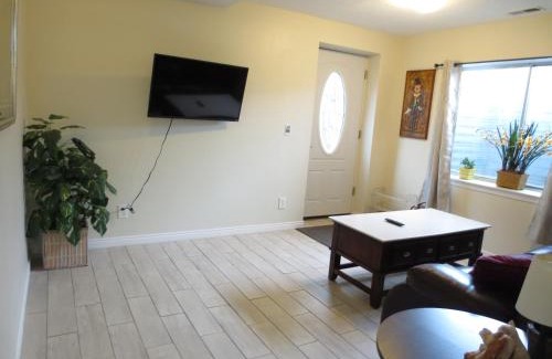 West Valley City House | Entire Huge Basement! Fast Wifi! Private Entrance!