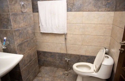 Lahore House | Entire Luxury Apartment near MM Alam road