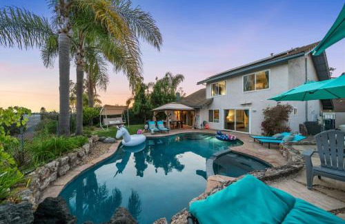 Rancho Penasquitos House | Entire Private Hot Tub, King Bed, Garage, Grand View, 3BR-3Bth, Available Now