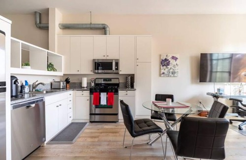 The Villas Condo | Entire QUIET Santana Row LUXE Queen Bed Loft! Yours to call home!