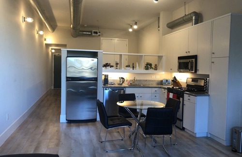 The Villas Condo | Entire QUIET Santana Row LUXE Queen Bed Loft! Yours to call home!