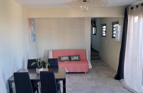 Les Avirons House | Entre mer et forêt