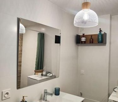 Ayse Apartment | Entre vignes et montagnes