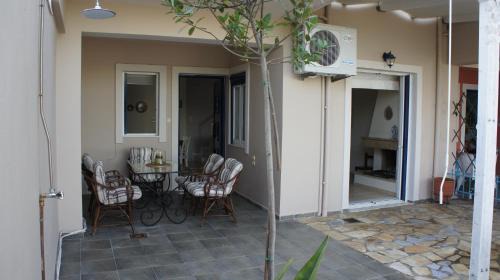 Episkopos House | EOΣ